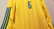 Maglia della nazionale dell’Ucraina (collezione Simone Panizzi, foto Daniele Dei)