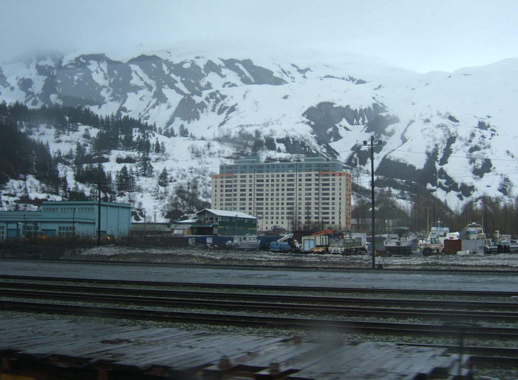 Whittier,, Alaska (foto di Jessica Spengler, CC BY 2.0)