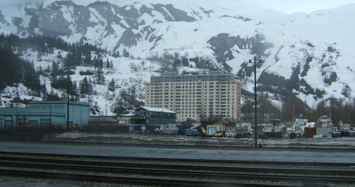 Due passi a Whittier, Alaska